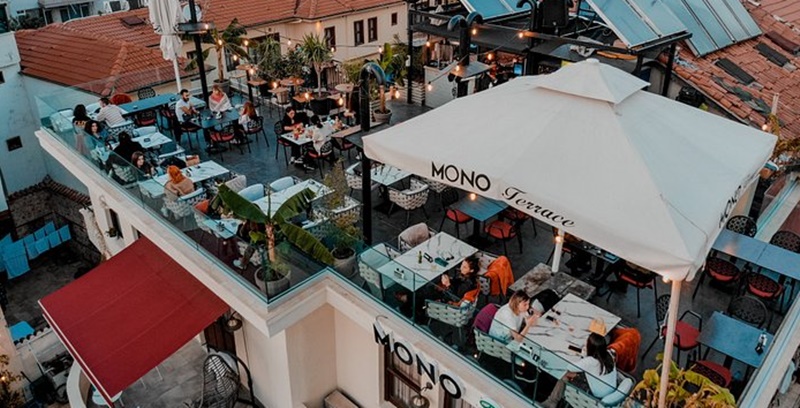Mono Terrace Pub Bar Antalya