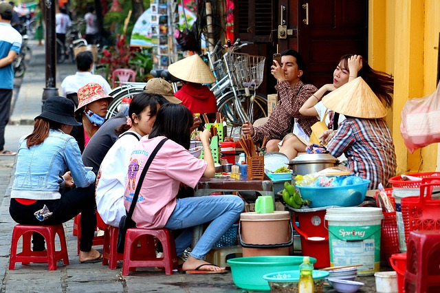 Hanoi Gezilecek Yerler, Konaklama, Yemek, Ulaşım